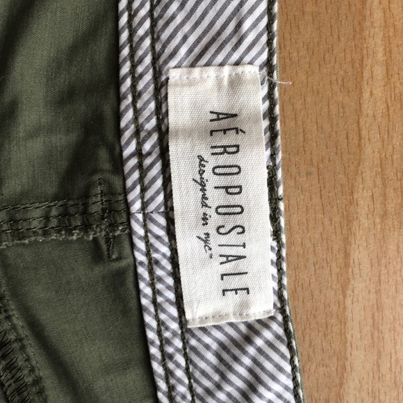 Shorts - Picture 4 of 4